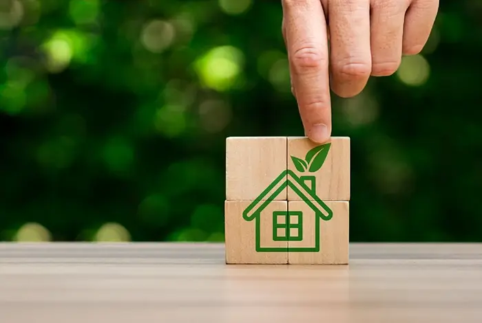 Uses artificial intelligence technology to analyze usage habits and ensure optimal energy savings.